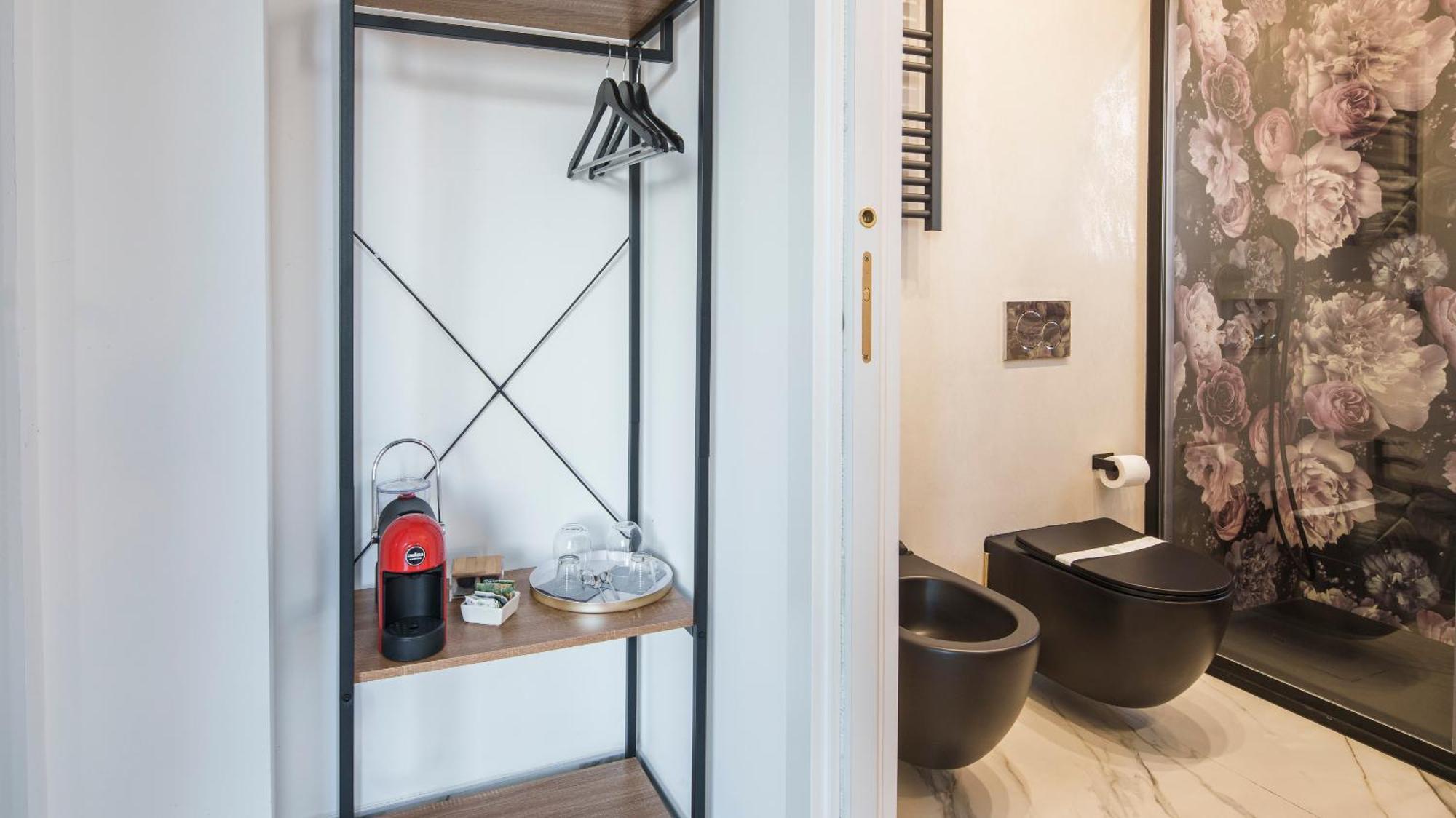 Welcomely - Seamphony Light Apartment *