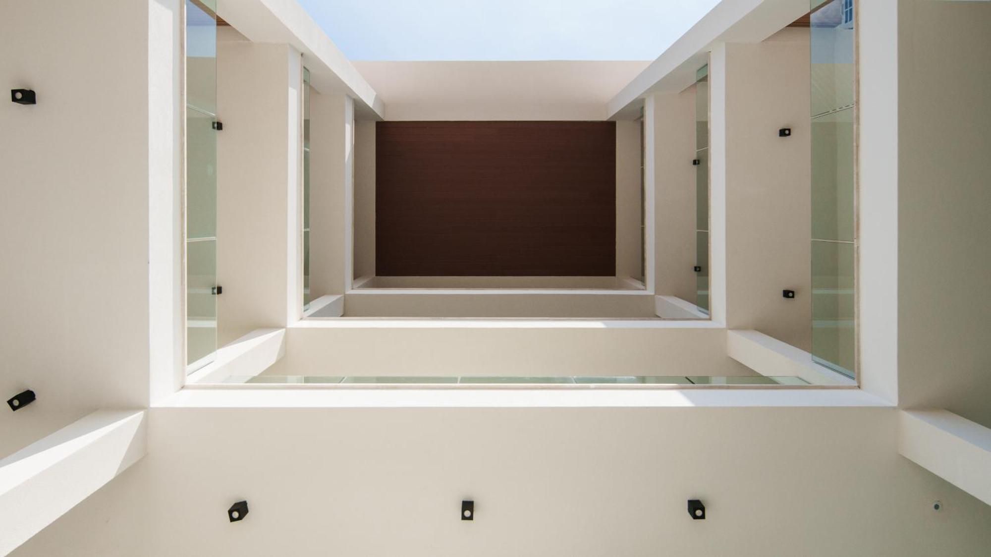 Welcomely - Seamphony Light Apartment